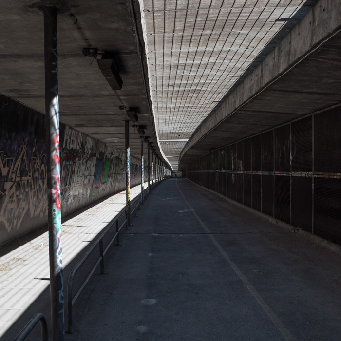 05-Gilbert Jaksic-Le tunnel- Arles